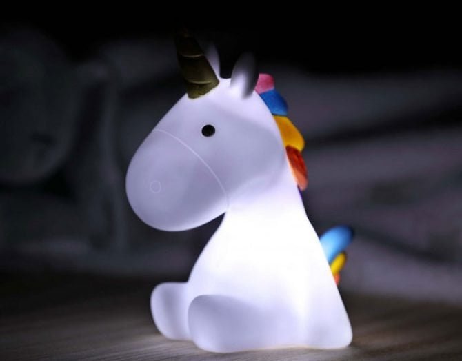 unicornio de noche